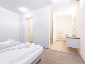 3 soverom og internettilgang