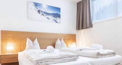 Superior & Pool by Interhome
