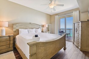 2 室のベッドルーム、旅行用ベビーベッド、WiFi、ベッドシーツ