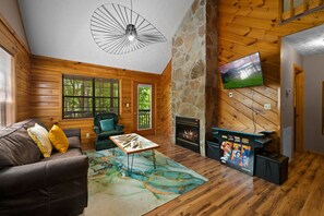 Smart TV, fireplace, video games, table tennis