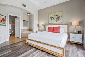 3 室のベッドルーム、アイロン / アイロン台、WiFi、ベッドシーツ