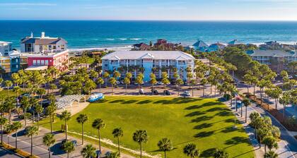 Newly built condo with WiFi, shared pools, hot tub, & private beach access