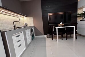 Espressomaskin og kaffetrakter/tekoker