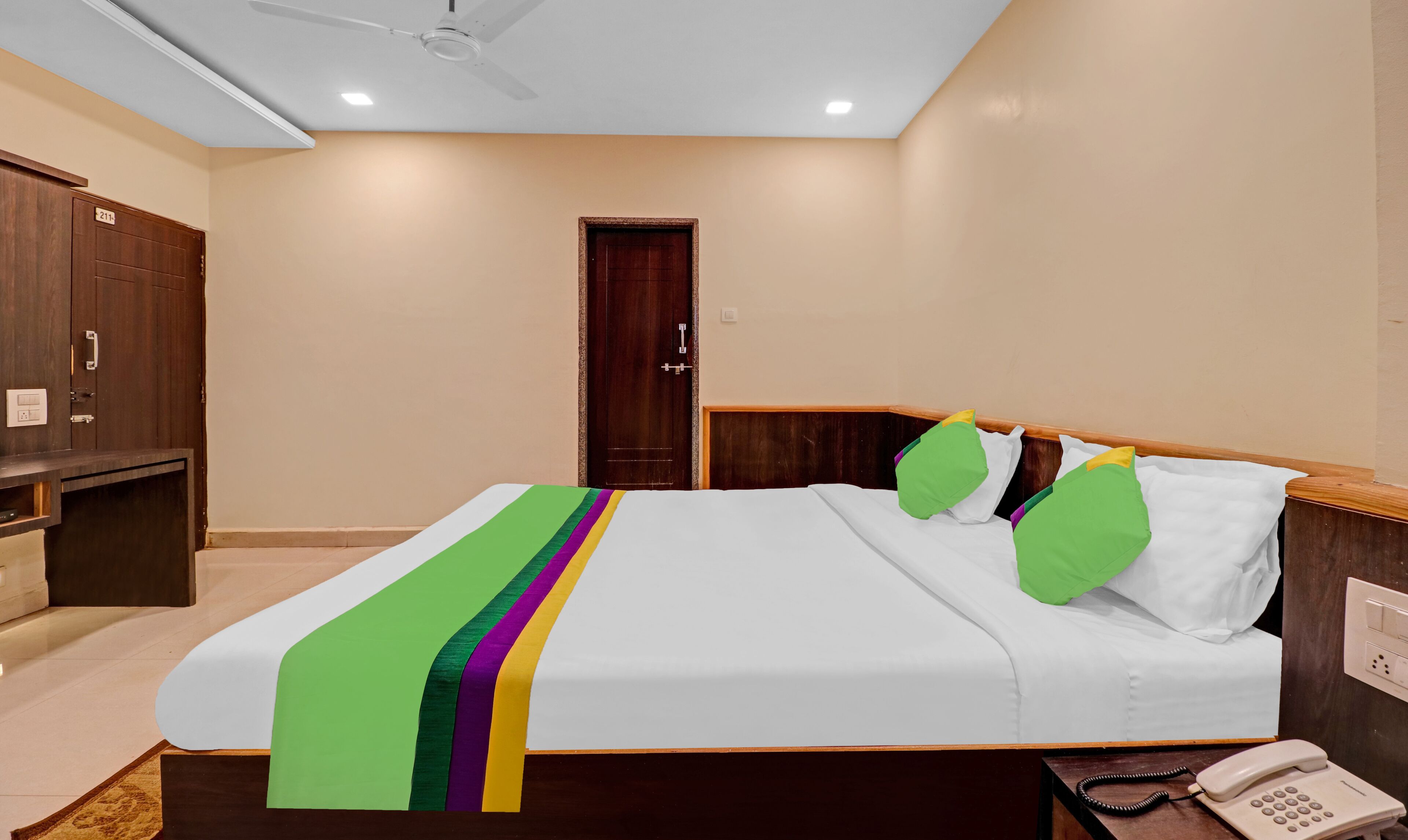 Habitación doble Deluxe | Escritorio 