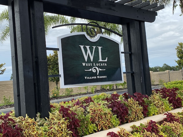 Welcome to West Lucaya Village Resort, where you can enjoy a tranquil atmosphere surrounded by lush greenery.