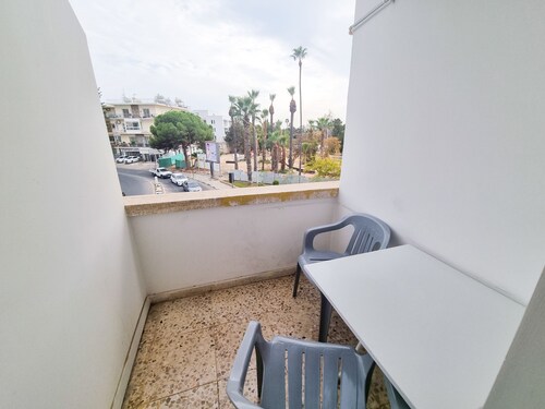 Gardenrooms Larnaca