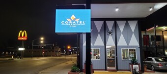 Coratel Inn & Suites by Jasper Hutchinson - 1 King Suite with Sofa NS