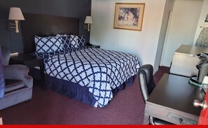 1 bedroom, desk, iron/ironing board, WiFi