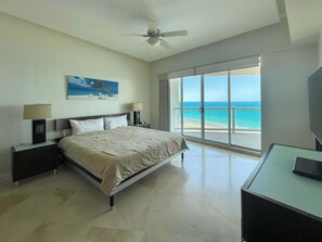 2 bedrooms, iron/ironing board, WiFi, bed sheets - Oceanfront Condo with Astonishing View #1103 (Puerto Peñasco)