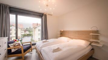 4 chambres, fer et planche Ă repasser, Wi-Fi, draps fournis