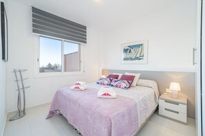 1 habitación, tabla de planchar con plancha y wifi gratis 