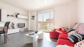 Una televisión de pantalla plana