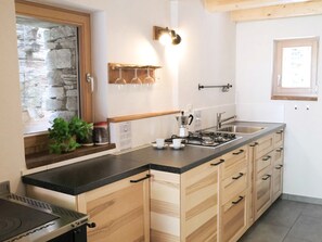 Fridge, highchair, cookware/dishes/utensils, dining tables - Rustico La Dimora by Interhome (Malvaglia)