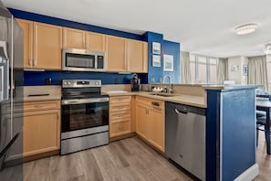 Fridge, microwave, oven, stovetop - Premier Resort: Oceanfront w/Amenities, Restaurants & Amazing Views-North Myrtle Beach (North Myrtle Beach)