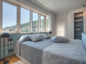 Penthouse exclusivo | Caja de seguridad en la habitación, cortinas blackout y insonorización 