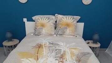 1 chambre, fer et planche à repasser, Wi-Fi gratuit, draps fournis