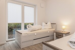 2 Schlafzimmer, Reisekinderbett, kostenloses WLAN