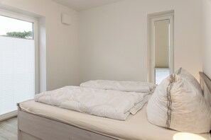 2 Schlafzimmer, Reisekinderbett, kostenloses WLAN