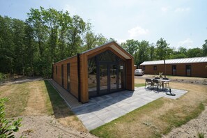 Forest Lodge 4 | Individually decorated, individually furnished, free WiFi, bed sheets - EuroParcs Ruinen (Ruinen)