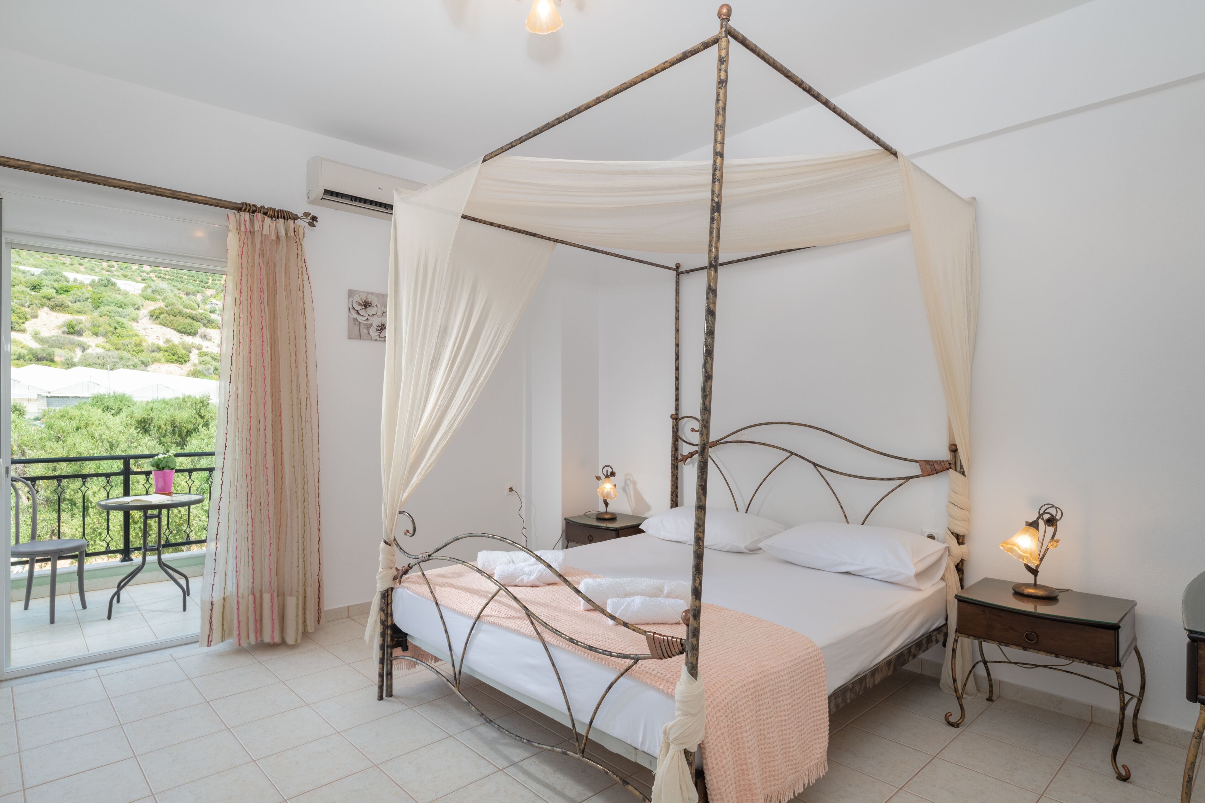 Comfort Duplex | 3 bedrooms, Egyptian cotton sheets, premium bedding