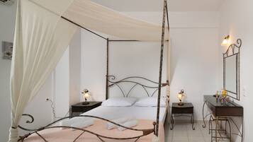 Comfort Duplex | 3 bedrooms, Egyptian cotton sheets, premium bedding