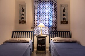 2 Schlafzimmer, Schreibtisch, Bügeleisen/Bügelbrett, kostenloses WLAN