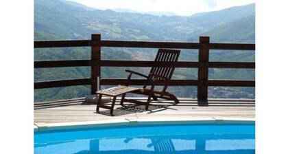 3 bedroom private vacation home in popiglio