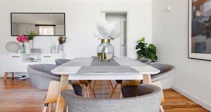 Great Location Wembley Downs City Beach Home