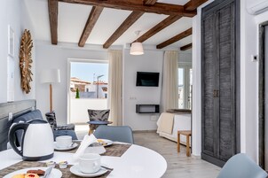 32-inch Smart TV with cable channels, Netflix, streaming services