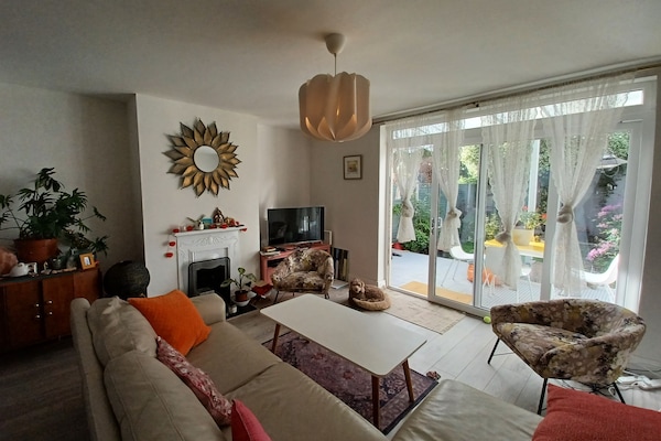 chill and relax in busy Dublin