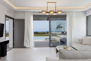 Smart TV, video games, ping pong, stereo - Alma Villa, 2.000m2 Luxury Living (Rethymno)