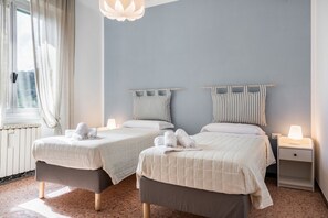 Spa - GuestHost - NEW! La Spezia Modern & Central Apartment x6 (La Spezia)
