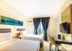 Standard Room | In-room safe, individually decorated, individually furnished, desk - The Noble Cebu (Cebu City)