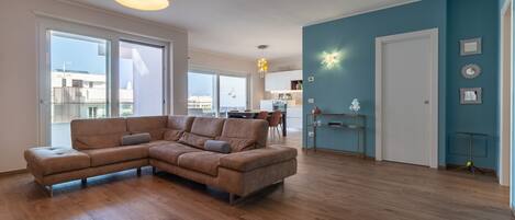 Una televisión, servicios de streaming