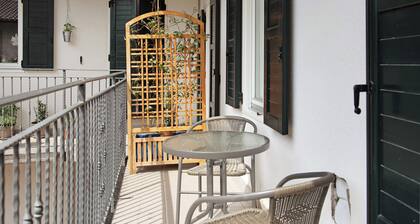 Ferienwohnung 'Lago di Serraia' mit Bergblick, Balkon und WLAN