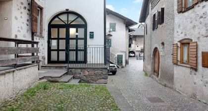 Ferienwohnung 'Lago Delle Piazze' mit Bergblick, Balkon und WLAN