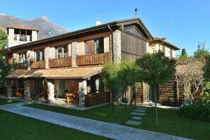 Exterior - Holiday Apartment Al Segnavento Tramontana (Toscolano Maderno)