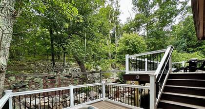 Secluded Cabin a Stone's Throw From the A.T.!