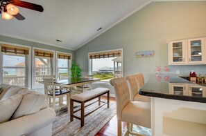 Dining - Beyond the Sea: Oceanview - Pool, Elevator, Dock, Beach Access (North Topsail Beach)