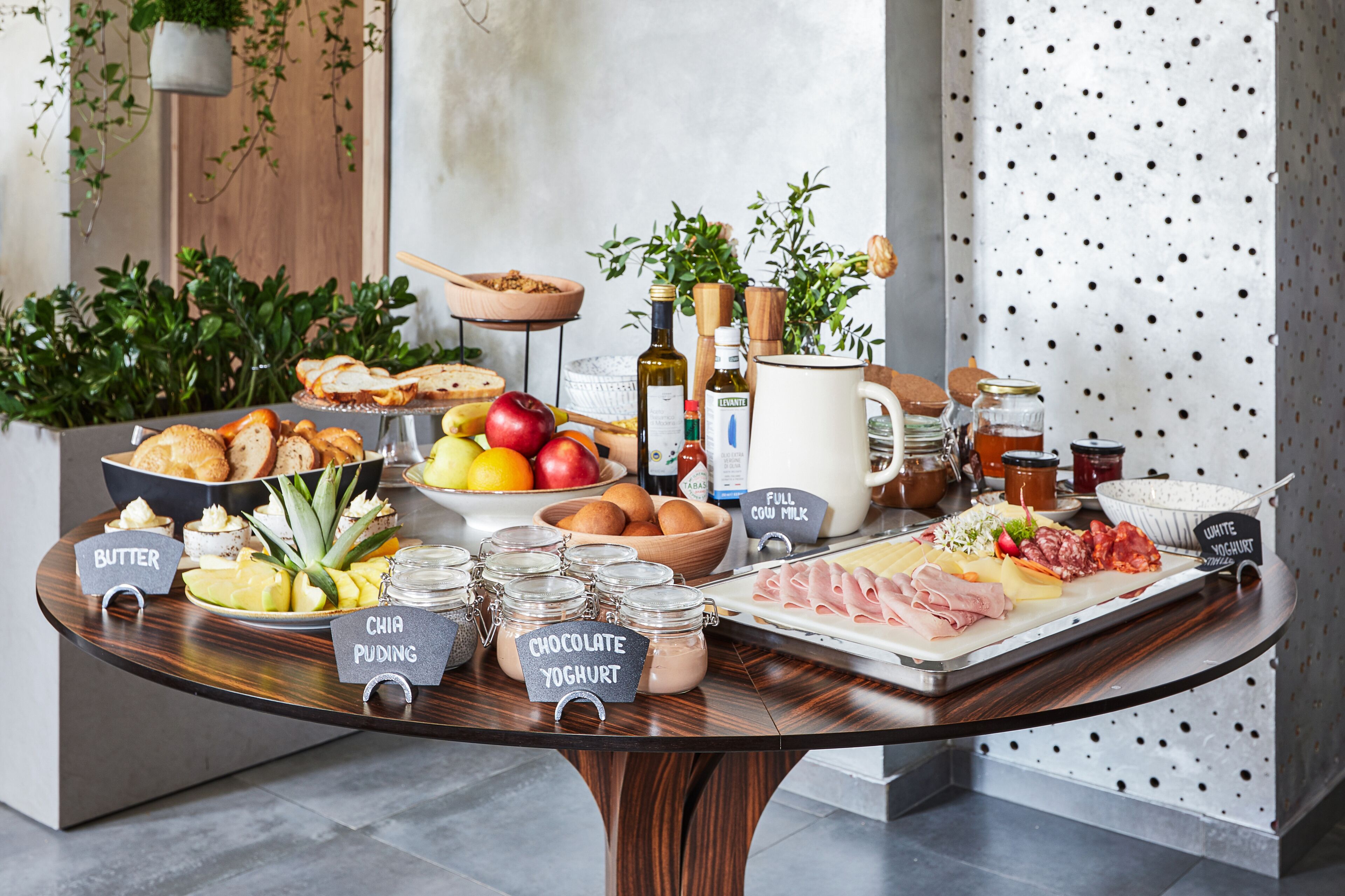 Ilmainen päivittäinen täysi aamiainen 