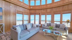 Smart TV, table tennis