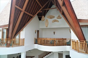 Exterior - BERAWA,2 next door villas 13 Bedrooms, Big groups up to 28 pax (Bali)