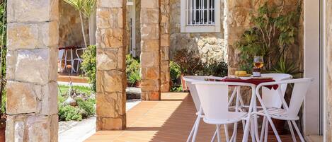 1 bedroom, iron/ironing board, WiFi