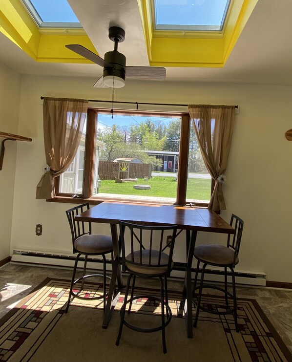 تناول الطعام