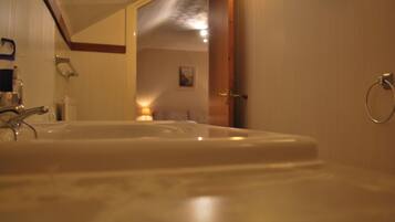 Double Room (Upstairs Room) | Bathroom