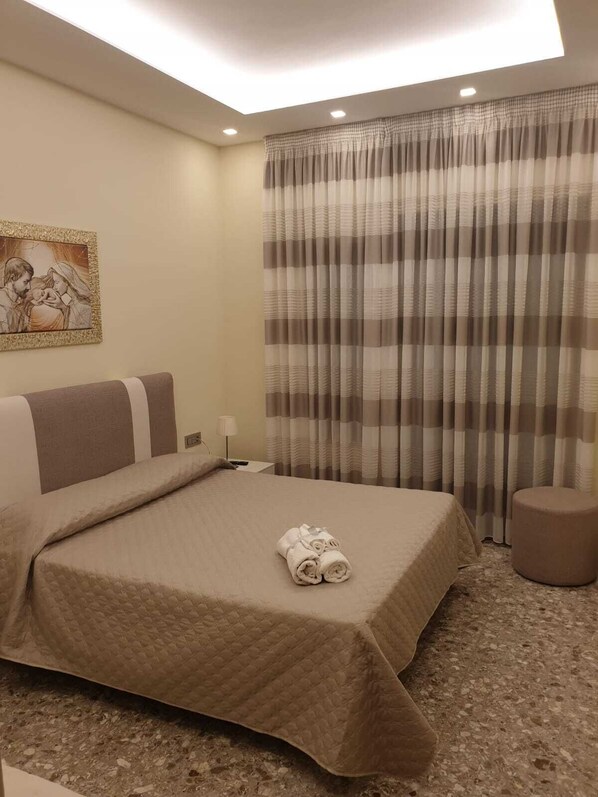 2 bedrooms - HOUSE 10 MINUTES WALK FROM THE CATHEDRAL SQUARE (Amalfi)