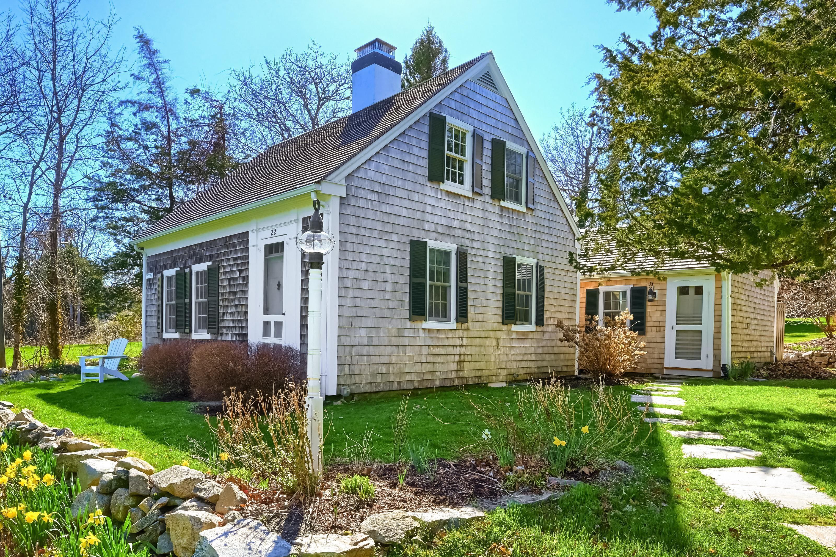 Beautiful Northside Dennis Cape with Guest Cottage!