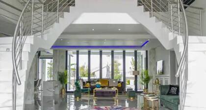 Nova Villa Broadacres - 4 Bedroom Villa - Pool, Jacuzzi, Fire Place & More