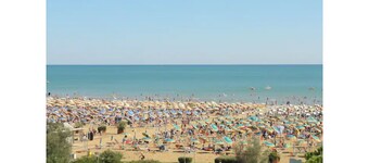 Two-story townhouse with private garden