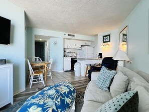 TV, offices - Beach View Condo,Pool,T113 (Myrtle Beach)